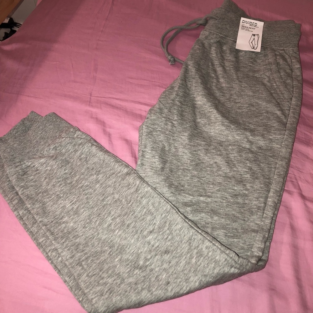 H&M grey sweatpants Size Small